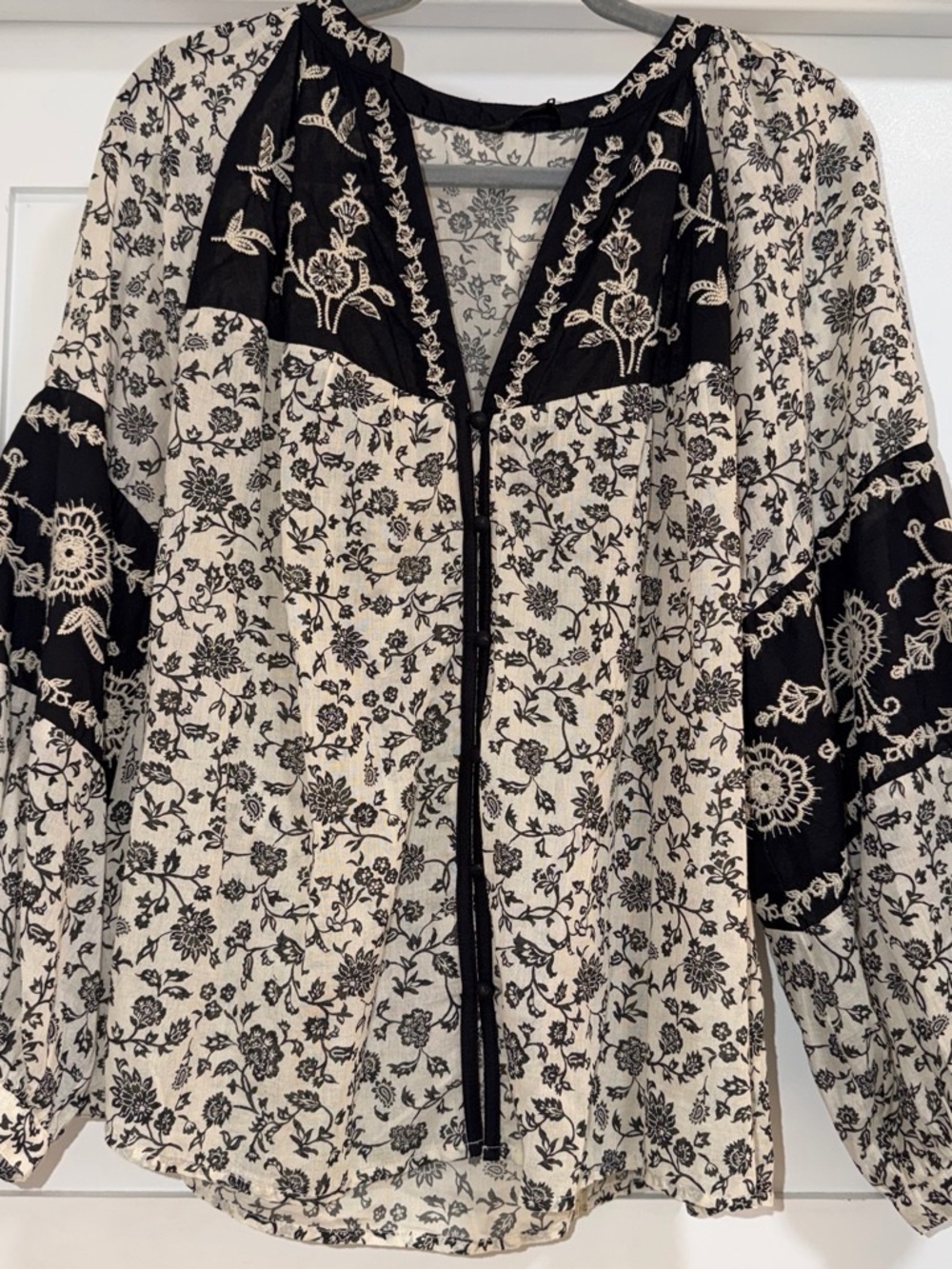 Zara Black and Cream Beaded Floral Embroidered Peasant Blouse